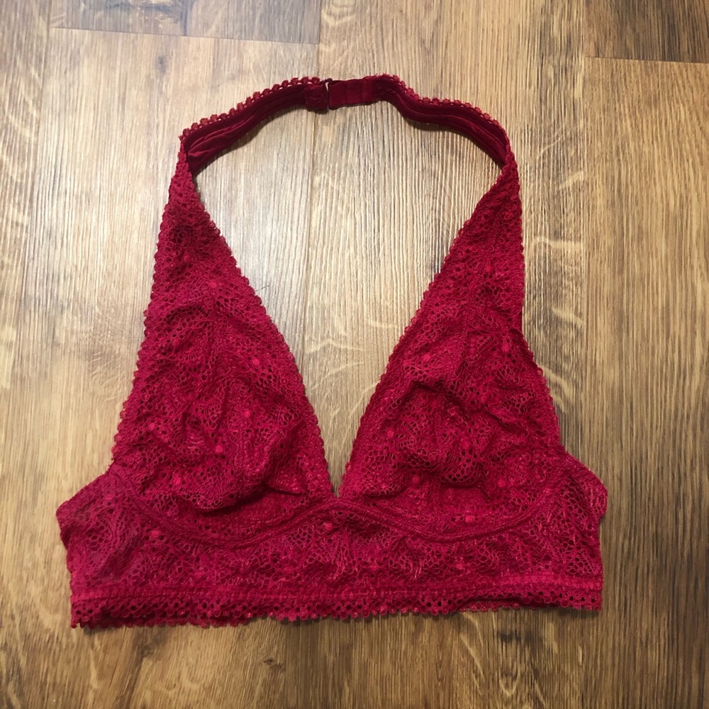 VICTORIA’S SECRET BRALETTE